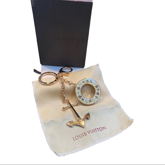 Louis Vuitton Marina Anchor Keychain & Bag Charm - Picture 2 of 13